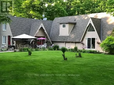 100 Bridle Path East Gwillimbury ON L0G 1V0