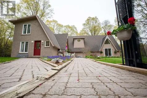 100 Bridle Path East Gwillimbury ON L0G 1V0