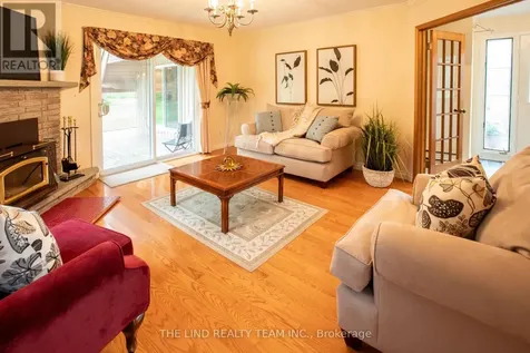 100 Bridle Path East Gwillimbury ON L0G 1V0