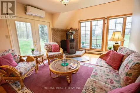 100 Bridle Path East Gwillimbury ON L0G 1V0