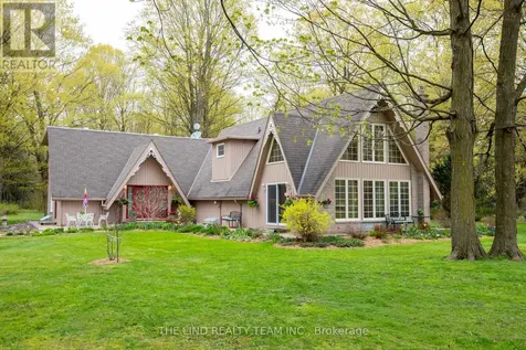 100 Bridle Path East Gwillimbury ON L0G 1V0