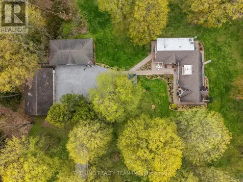 100 Bridle Path East Gwillimbury ON L0G 1V0