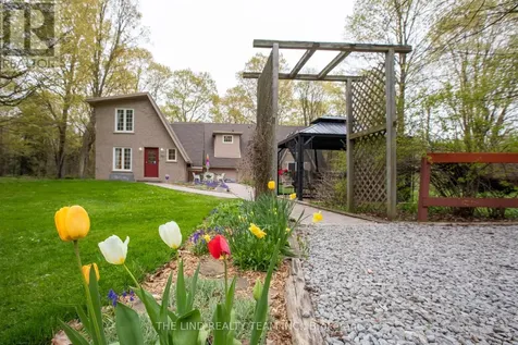 100 Bridle Path East Gwillimbury ON L0G 1V0