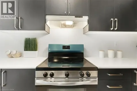 155 Equestrian Way Cambridge ON N3E 0E8