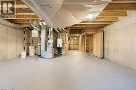 155 Equestrian Way Cambridge ON N3E 0E8