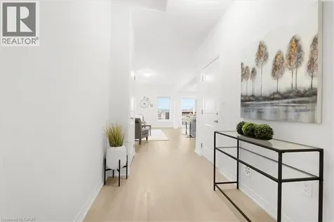 155 Equestrian Way Cambridge ON N3E 0E8