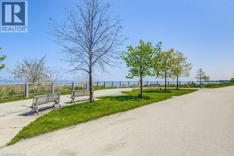 125 Shoreview Place Stoney Creek ON L8E 0K3