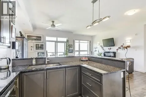 125 Shoreview Place Stoney Creek ON L8E 0K3