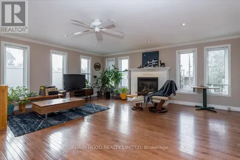 10 Lucy Street Penetanguishene ON L9M 1K7