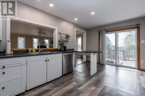 10 Lucy Street Penetanguishene ON L9M 1K7