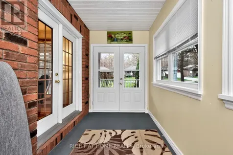 77 Cambridge Street Penetanguishene ON L9M 1G7