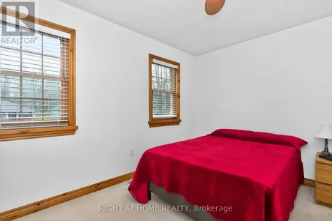 77 Cambridge Street Penetanguishene ON L9M 1G7