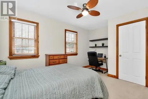 77 Cambridge Street Penetanguishene ON L9M 1G7
