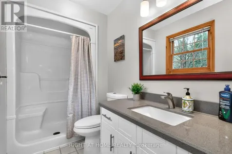 77 Cambridge Street Penetanguishene ON L9M 1G7