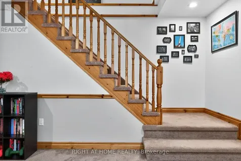 77 Cambridge Street Penetanguishene ON L9M 1G7