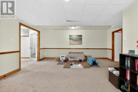 77 Cambridge Street Penetanguishene ON L9M 1G7