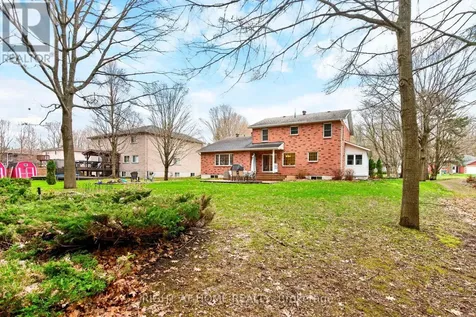 77 Cambridge Street Penetanguishene ON L9M 1G7
