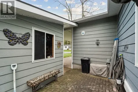 1 Allen Drive South Wasaga Beach ON L9Z 1K5