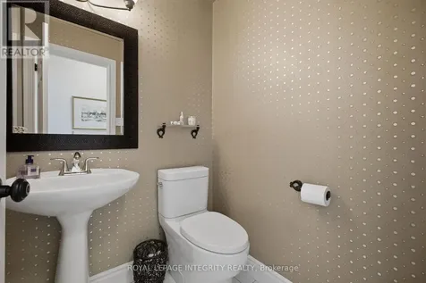 1409 Talcy Crescent East Ottawa ON K4A 3C5