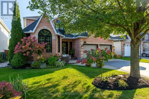 1409 Talcy Crescent East Ottawa ON K4A 3C5