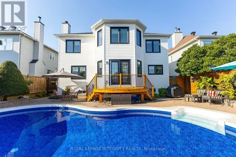 1409 Talcy Crescent East Ottawa ON K4A 3C5