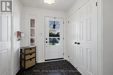 1409 Talcy Crescent East Ottawa ON K4A 3C5