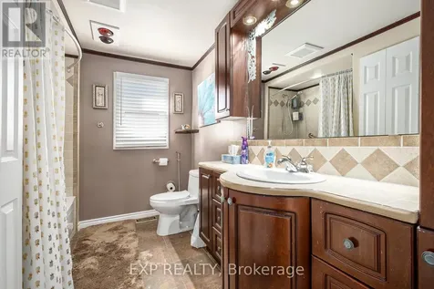 3836 Leitrim Road Ottawa ON K1G 3N4