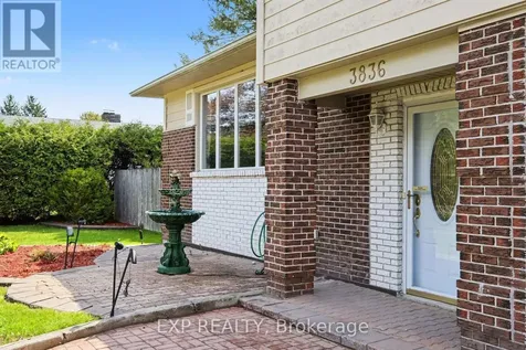 3836 Leitrim Road Ottawa ON K1G 3N4