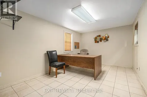 3836 Leitrim Road Ottawa ON K1G 3N4
