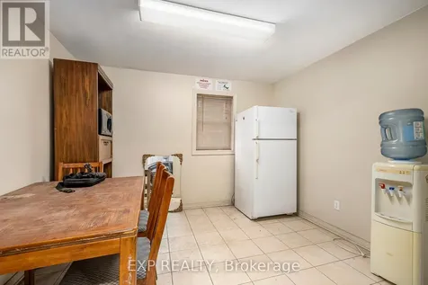 3836 Leitrim Road Ottawa ON K1G 3N4