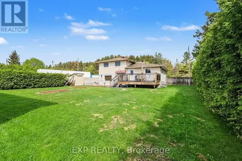 3836 Leitrim Road Ottawa ON K1G 3N4