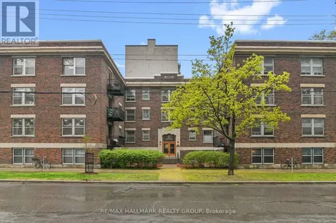 61 Cartier Street Ottawa ON K2P 1J4
