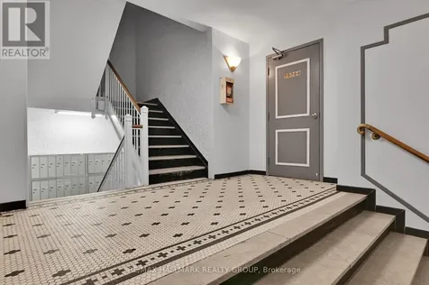 61 Cartier Street Ottawa ON K2P 1J4