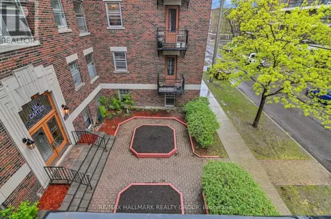 61 Cartier Street Ottawa ON K2P 1J4
