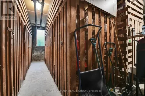 61 Cartier Street Ottawa ON K2P 1J4