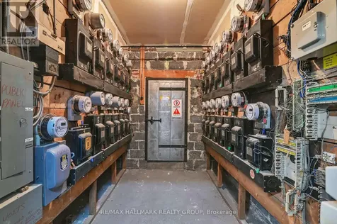61 Cartier Street Ottawa ON K2P 1J4