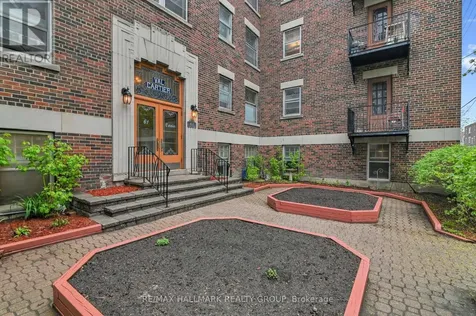 61 Cartier Street Ottawa ON K2P 1J4