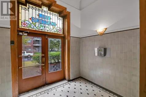 61 Cartier Street Ottawa ON K2P 1J4