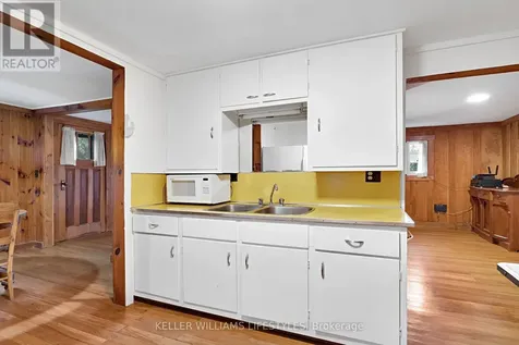 6493 West Parkway Drive Lambton Shores ON N0N 1J2