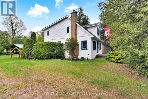 6493 West Parkway Drive Lambton Shores ON N0N 1J2