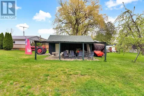 6493 West Parkway Drive Lambton Shores ON N0N 1J2