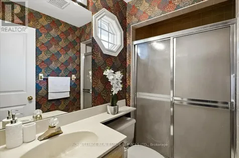 30 Laguna Parkway Ramara ON L0K 1B0