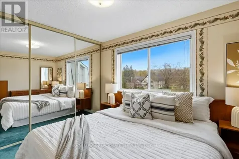 30 Laguna Parkway Ramara ON L0K 1B0