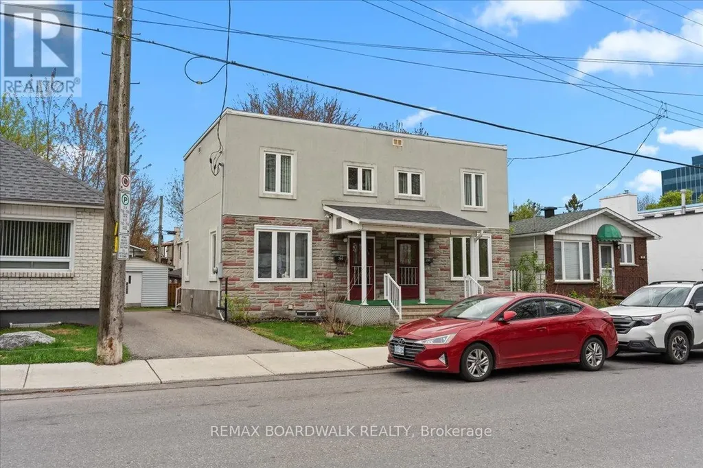 204- 206 Jeanne Mance Street Ottawa ON K1L 6M2