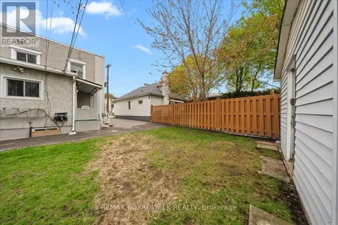204- 206 Jeanne Mance Street Ottawa ON K1L 6M2