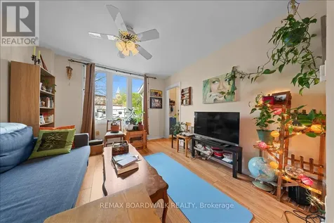 204- 206 Jeanne Mance Street Ottawa ON K1L 6M2