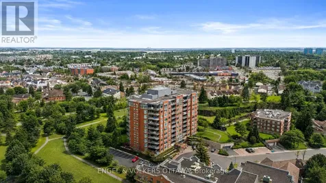 136 Darlington Private Ottawa ON K1V 0X6