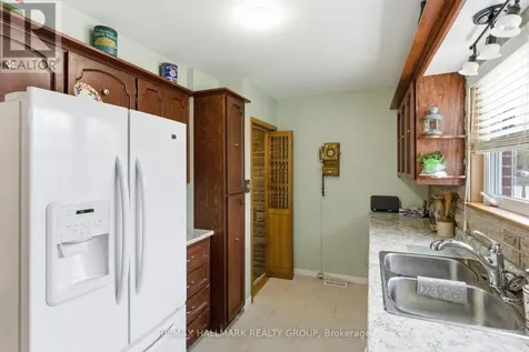 23 Aldershot Avenue Brockville ON K6V 2P7