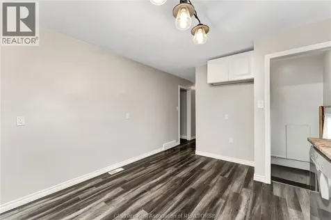 864 Mcnaughton Avenue East Chatham ON N7L 0E4
