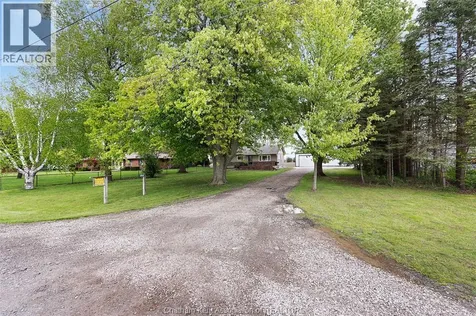 864 Mcnaughton Avenue East Chatham ON N7L 0E4